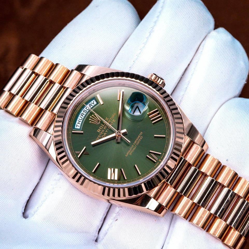 Relógio Rolex de alta relojoaria em ouro