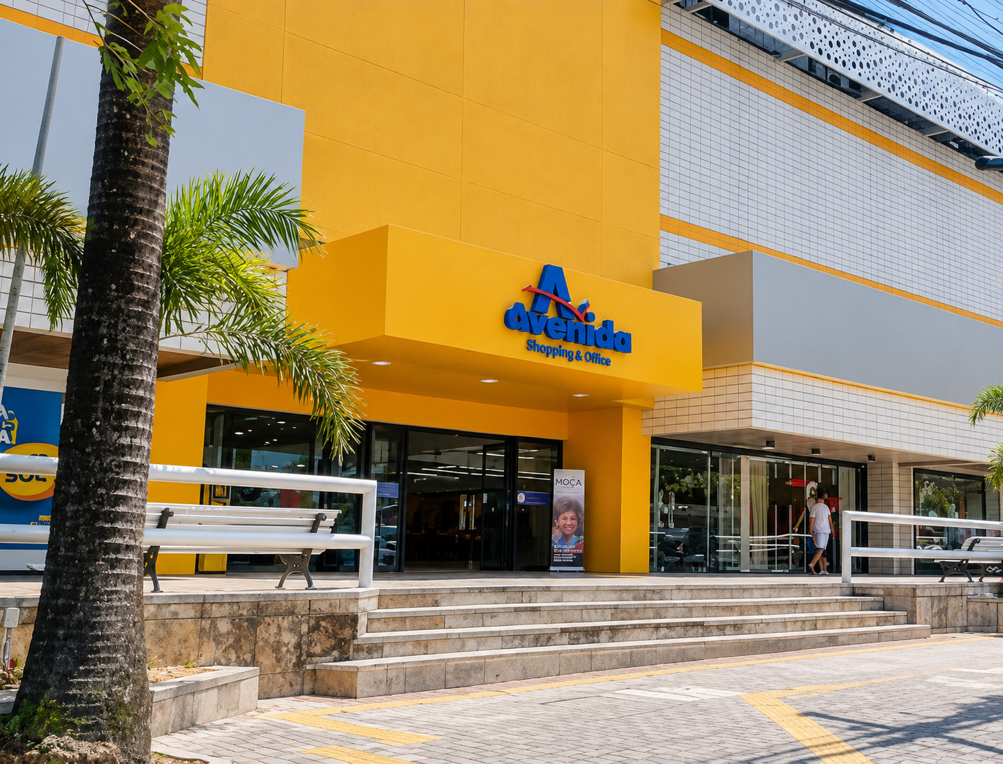 Entrada do Avenida Shopping e Office
